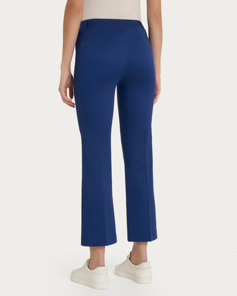 Pantalone flare alla caviglia in Satin Power dc62pm
