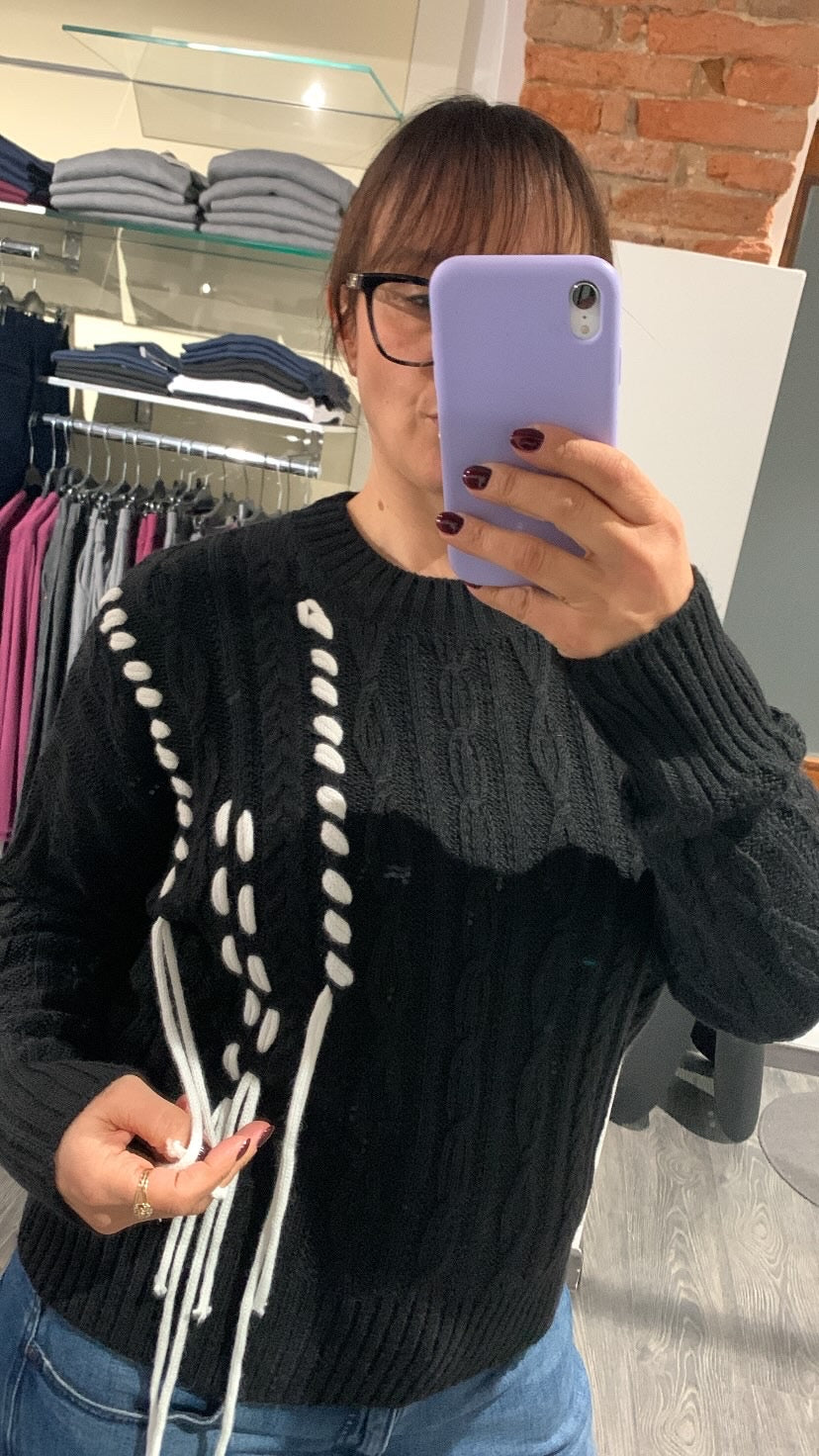 Maglia trecce inserti