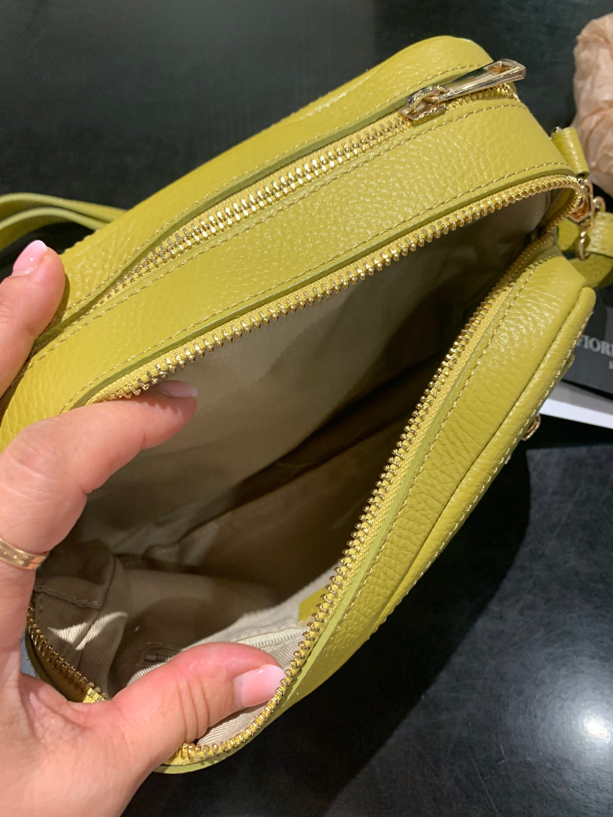 Borsa tracolla in pelle