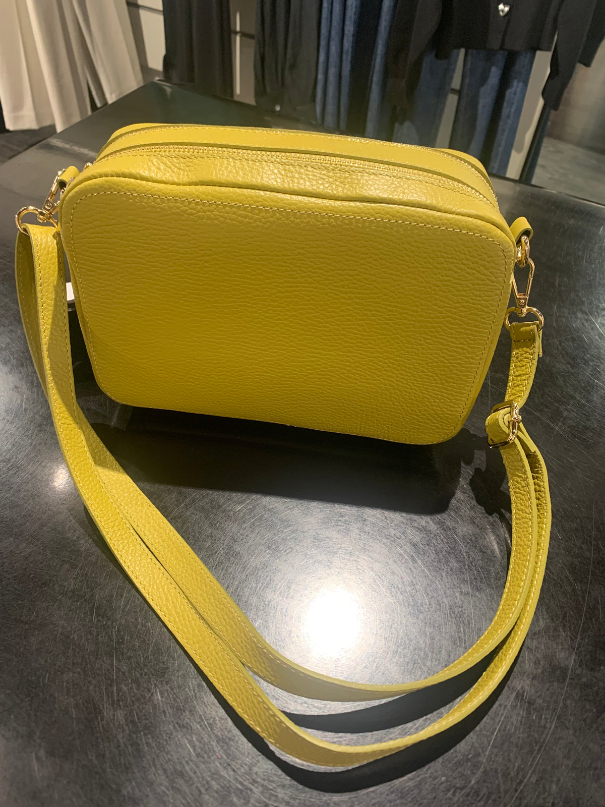 Borsa tracolla in pelle