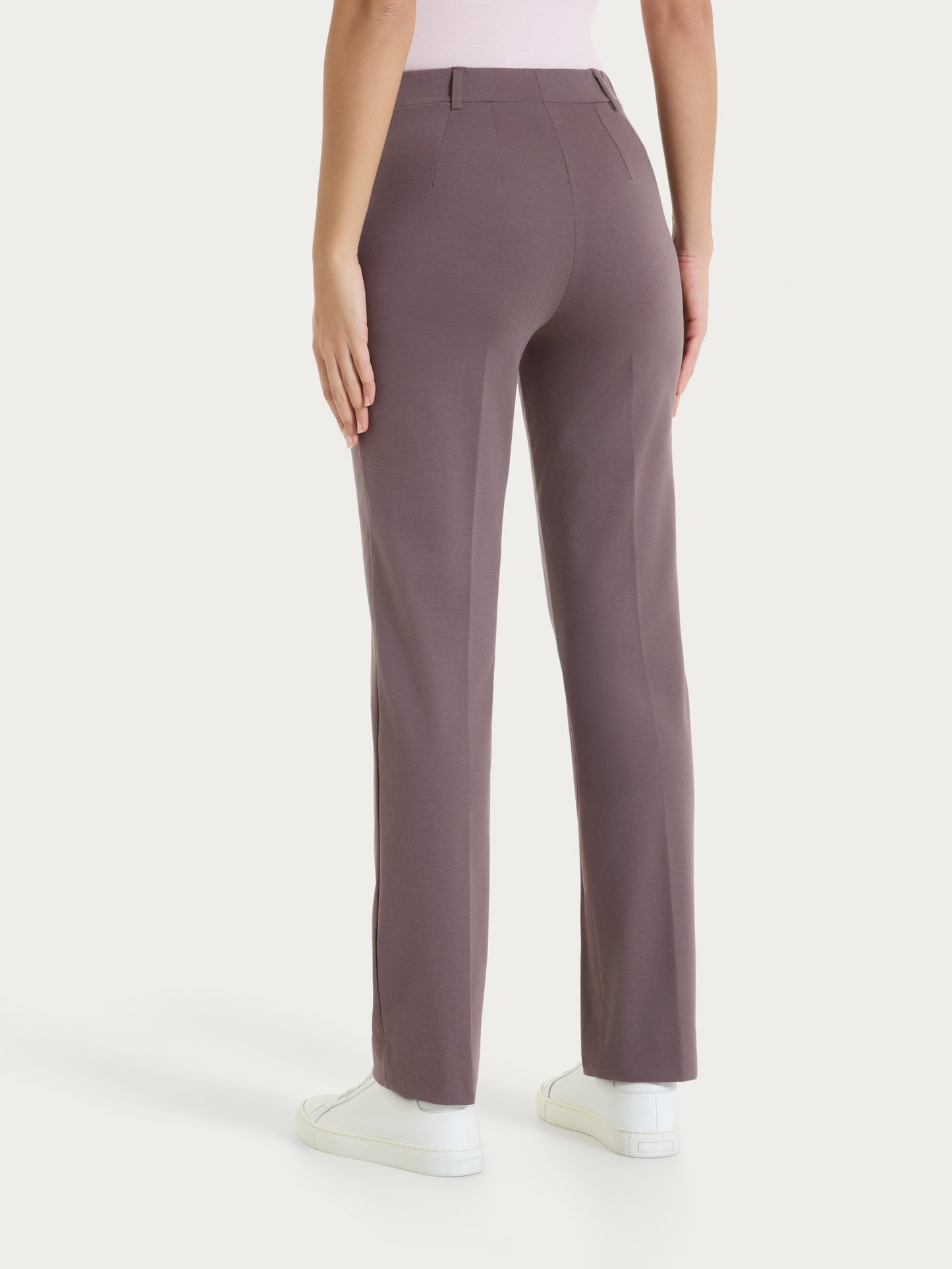 Pantalone dritto con tasche in Compact Light D293PP