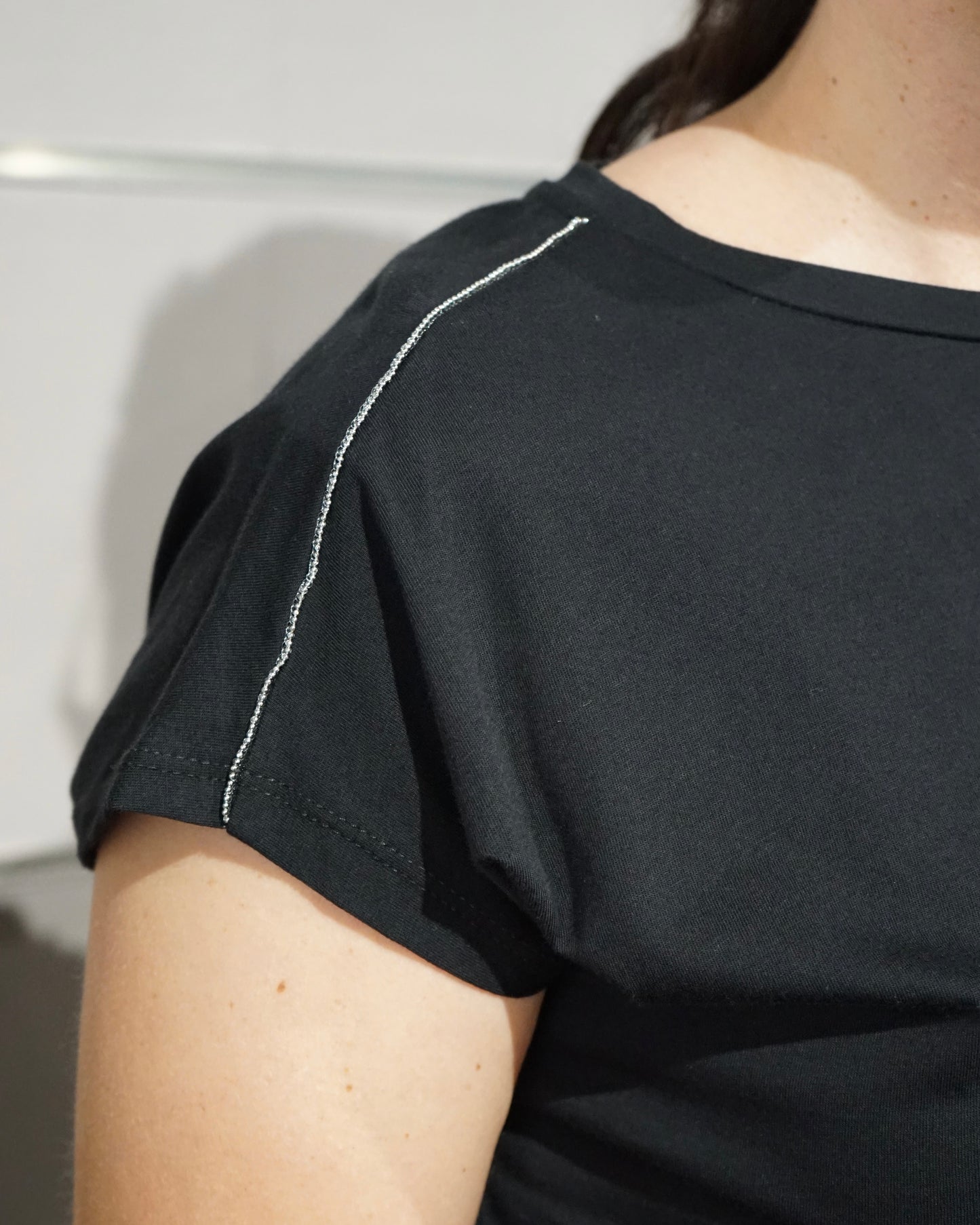 T-shirt shine