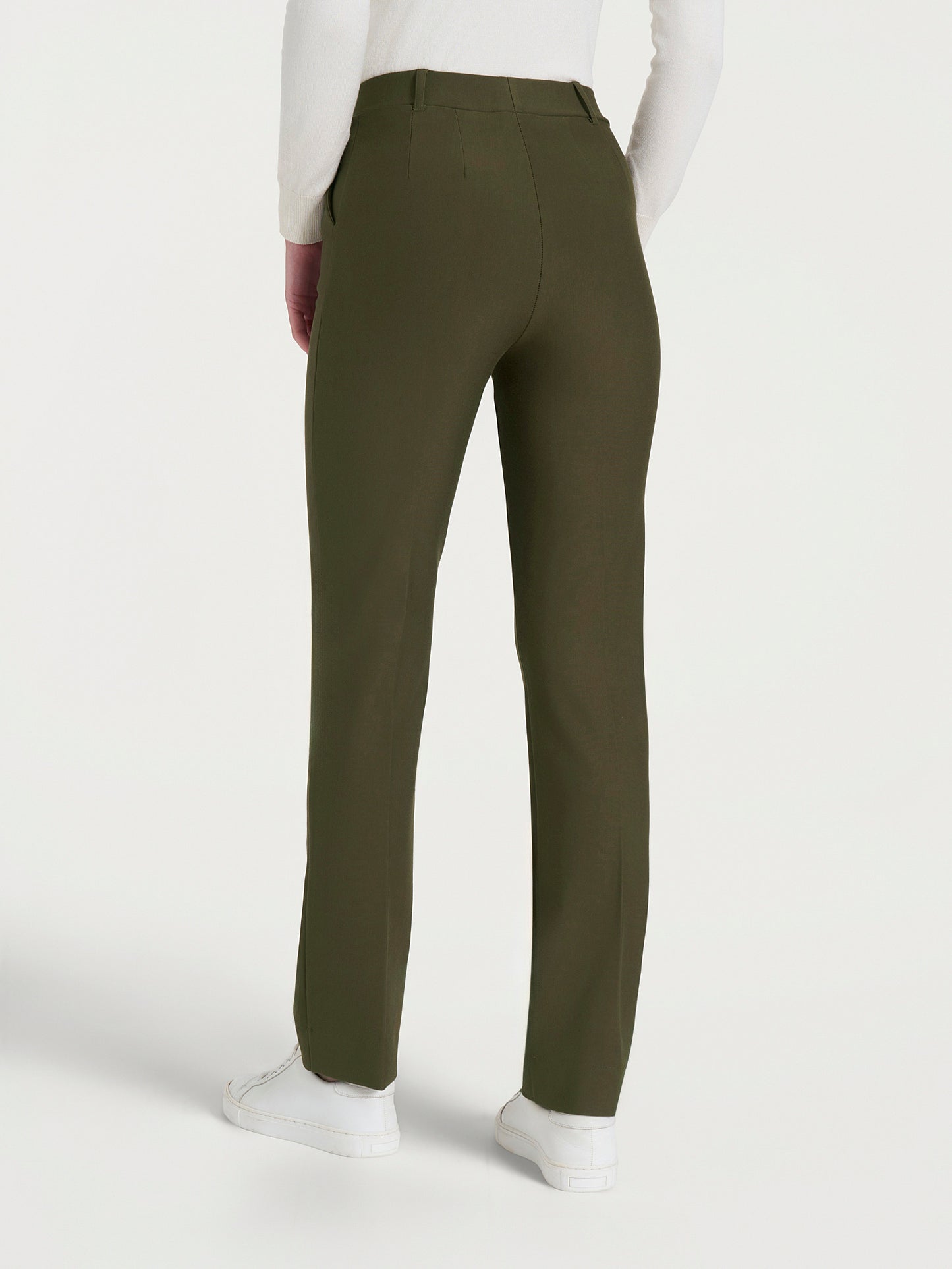 Pantalone dritto con tasche in Compact DB24PP