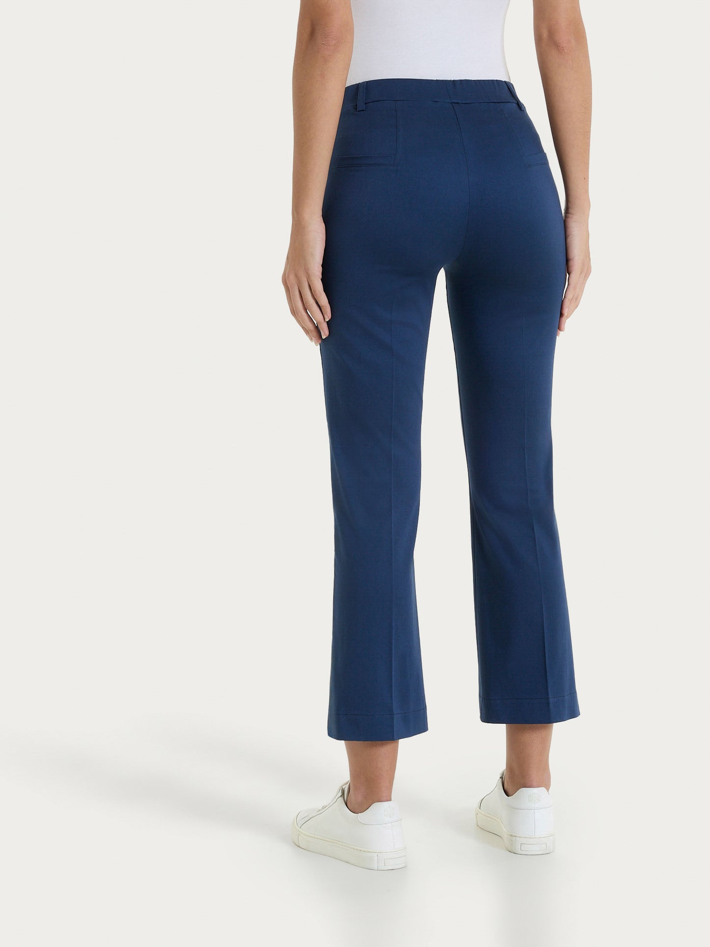 Pantalone flare alla caviglia in Satin DC62PM