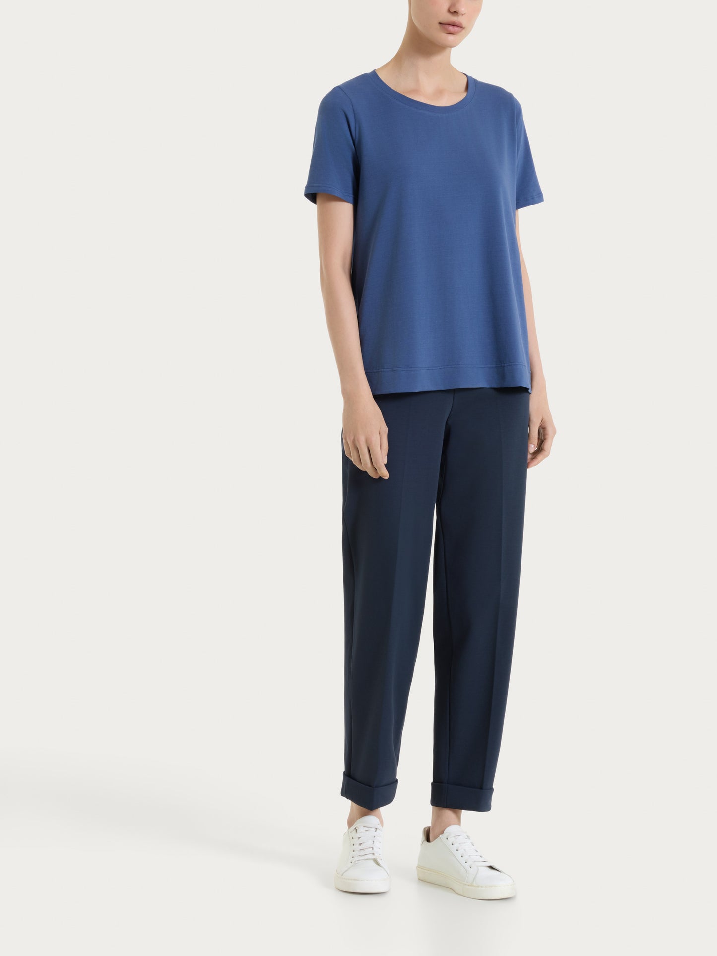 Pantalone a carota con tasche DC70PF
