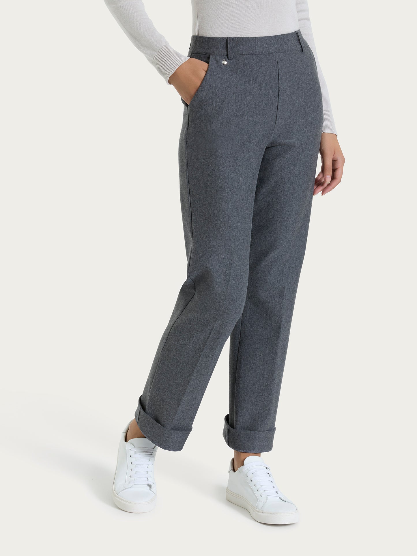 Pantalone ampio con tasche e risvolto in Compact DR34PL
