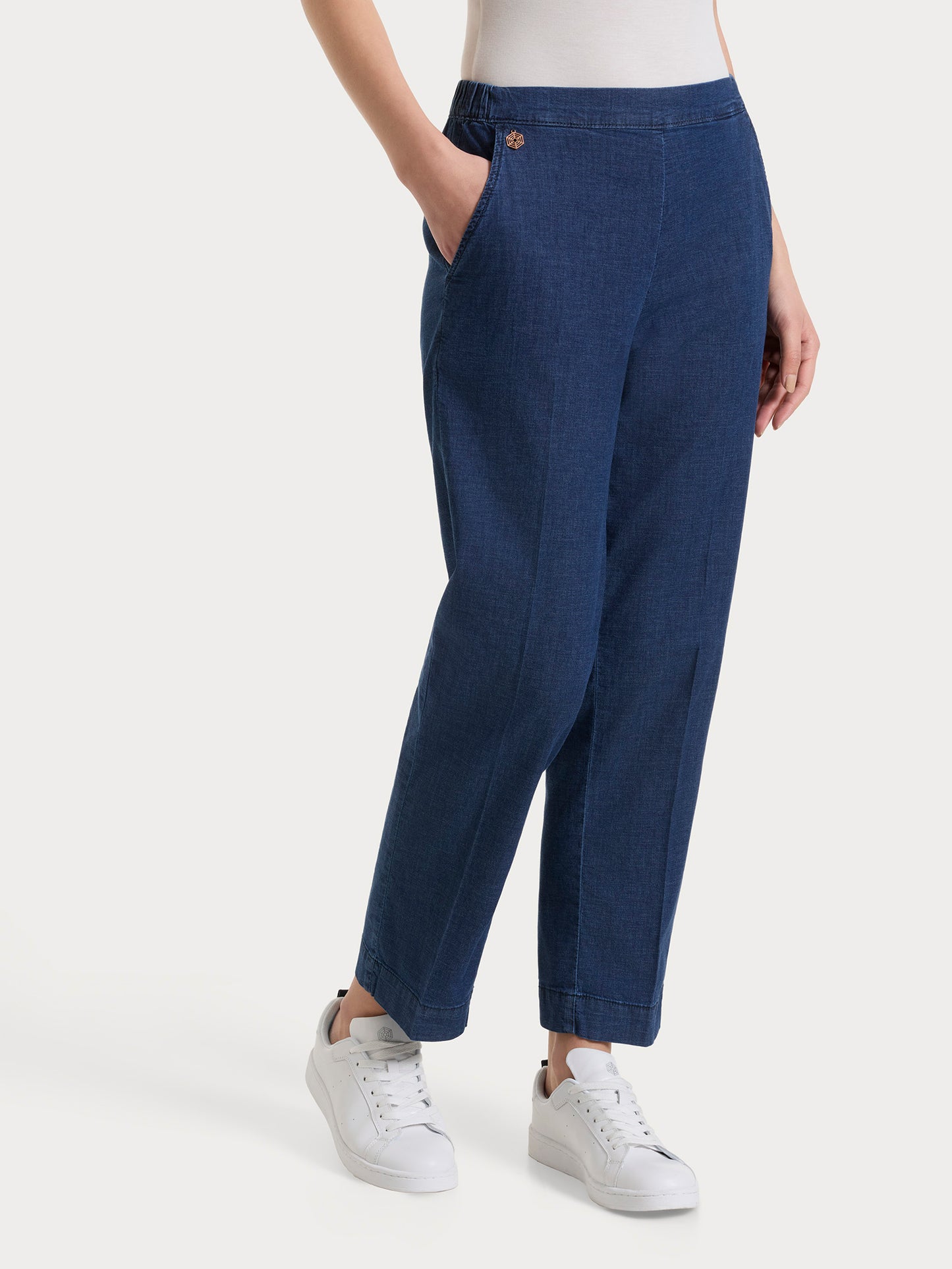 Jeans a gamba dritta super fresh con tasche DS87PP