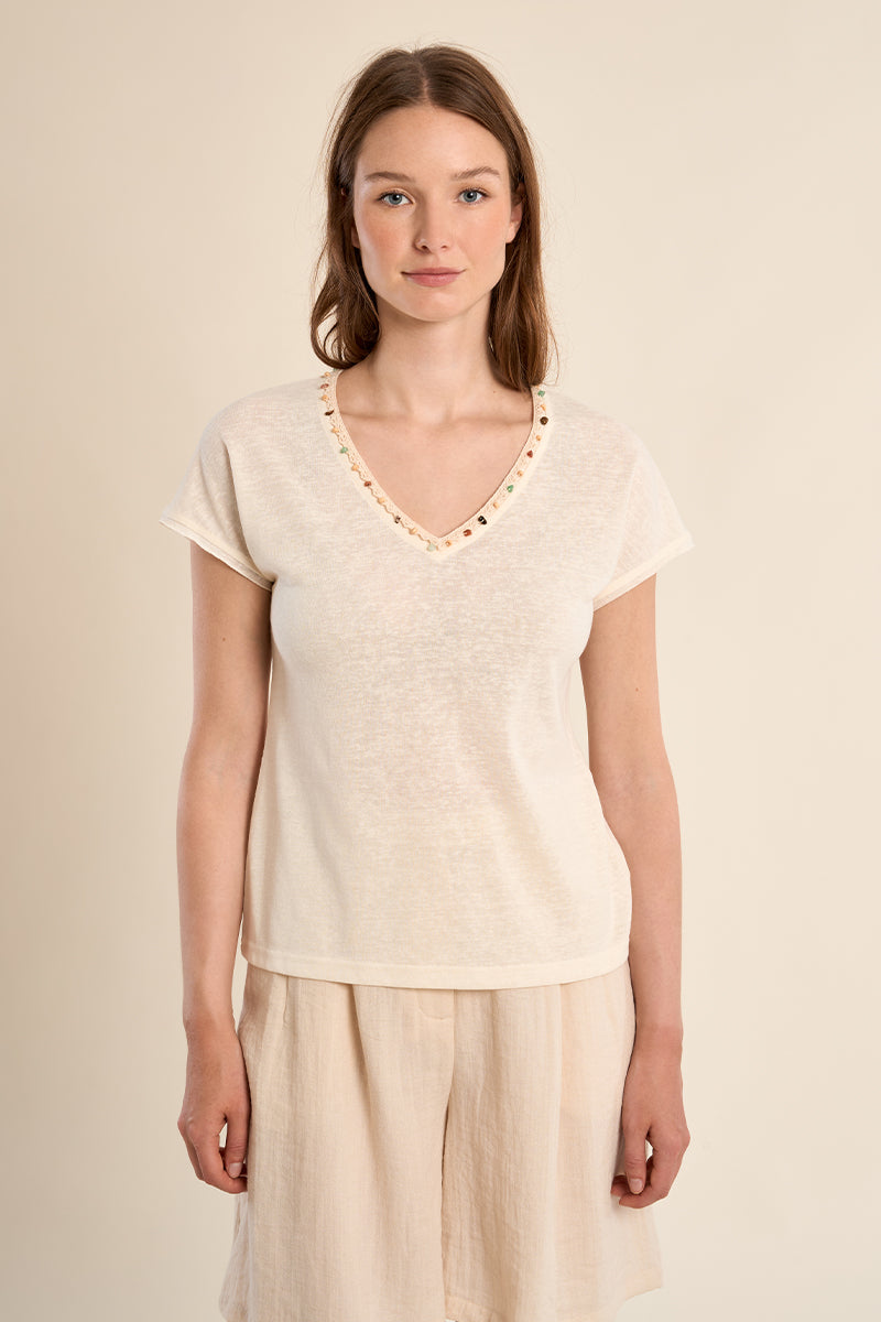 T-shirt con scollo a V, ricamata e con perline LA1270CEP