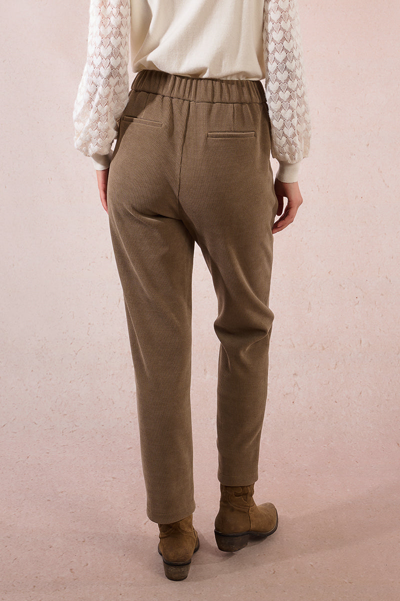 pantaloni in velluto carota